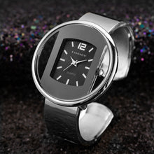 Load image into Gallery viewer, women watches 2019 Luxury Brand bracelet watch Silver Black Dial women's watch Quartz Clock relogio feminino zegarki